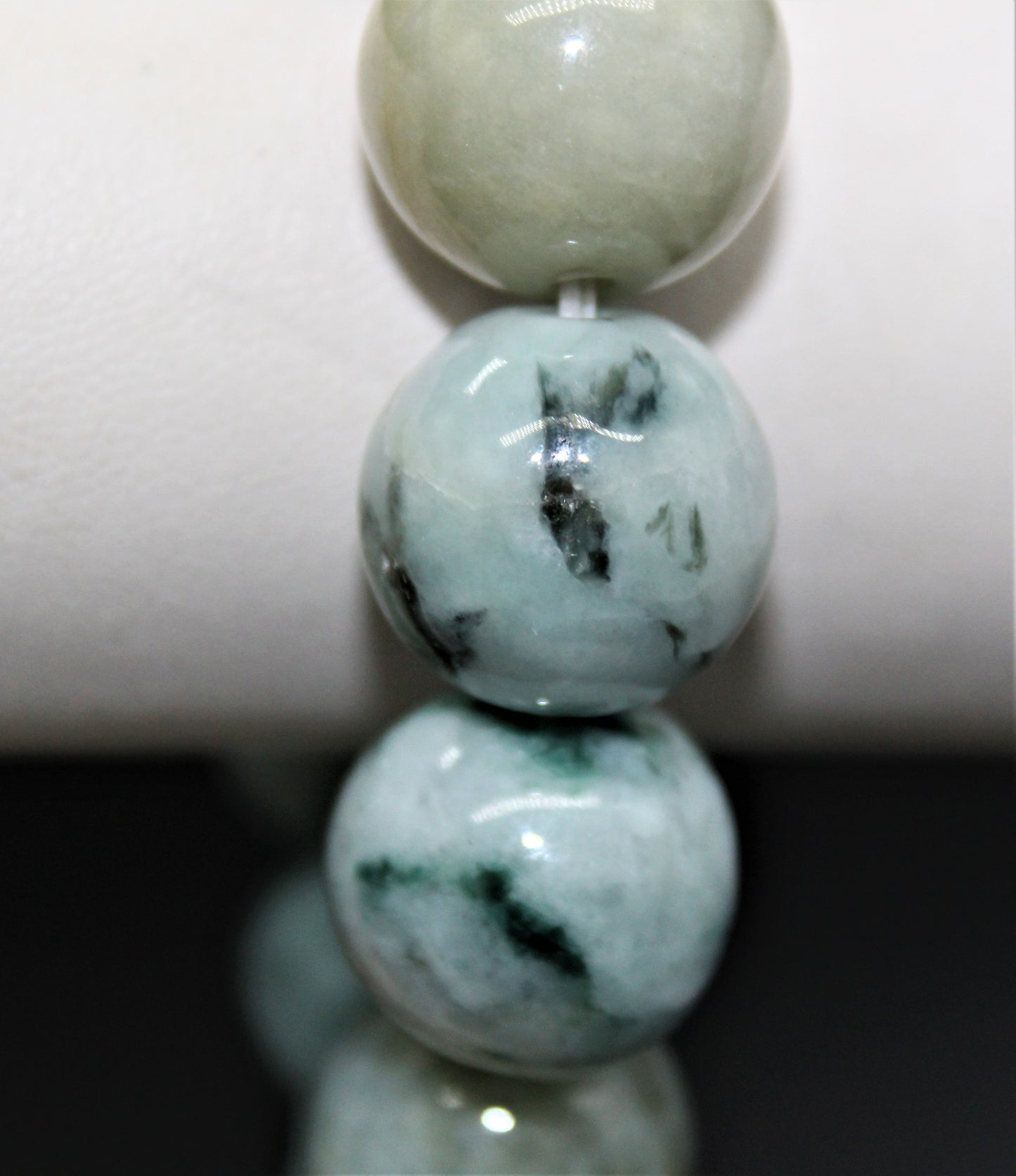 Jade 17mm Bead stretch bracelet