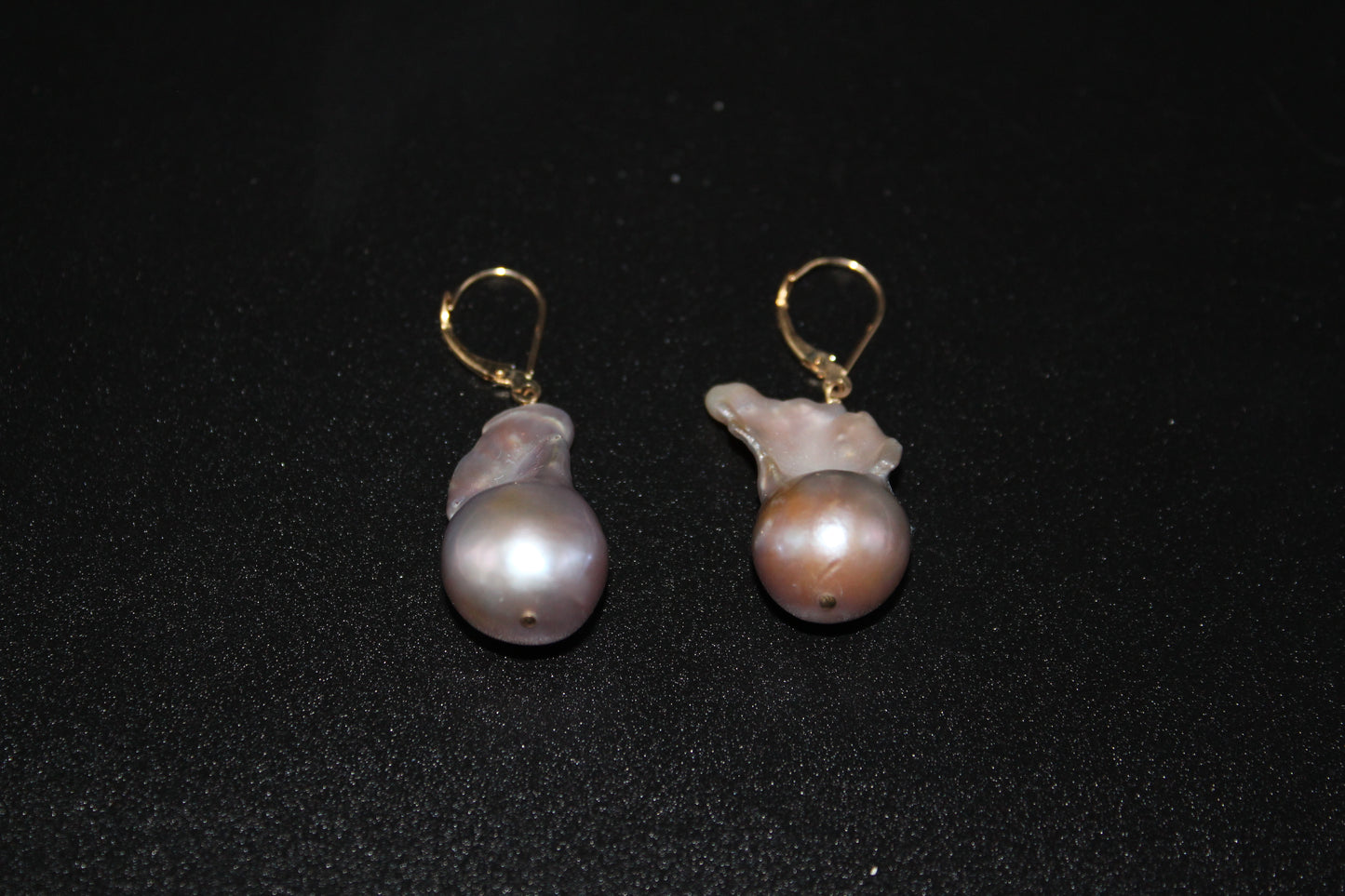 Yellow Gold Baroque pearl Earrings