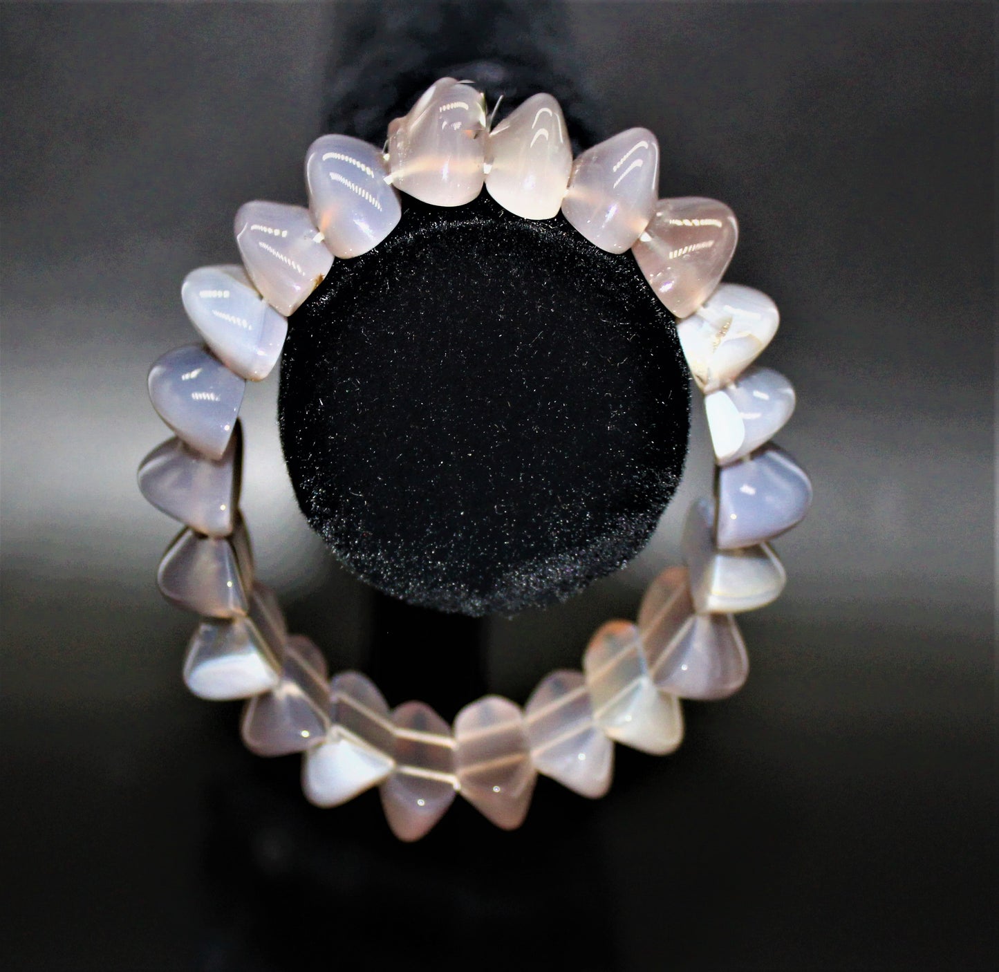 Domed Agate stretch bracelet