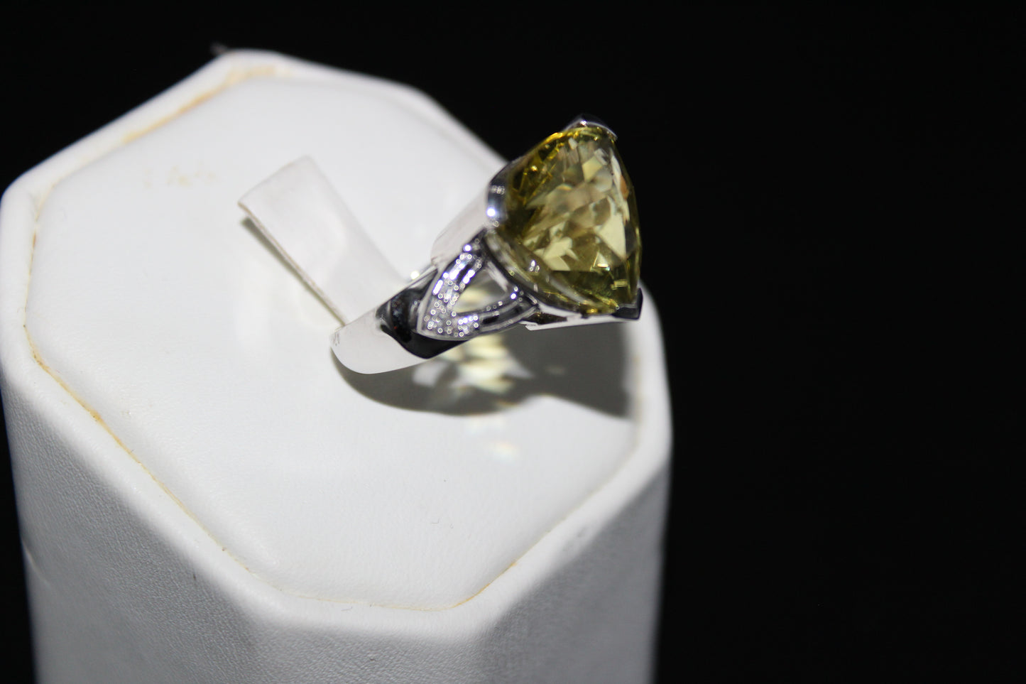 Gold and Diamond Oro Verde Ring