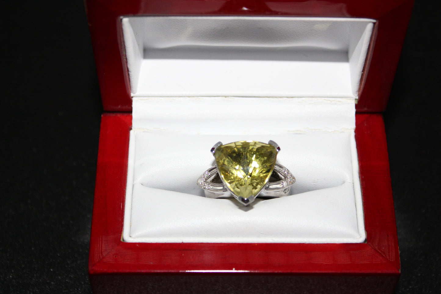 Gold and Diamond Oro Verde Ring