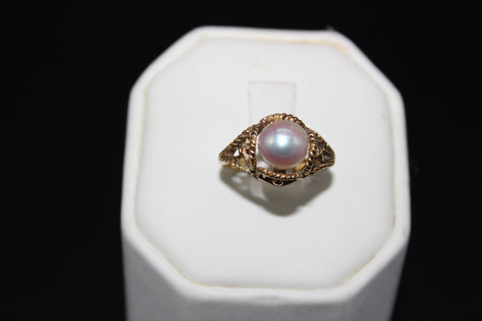 18kt Pearl Ring