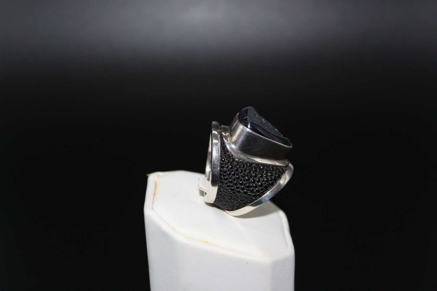 Stingray and Druze Ring