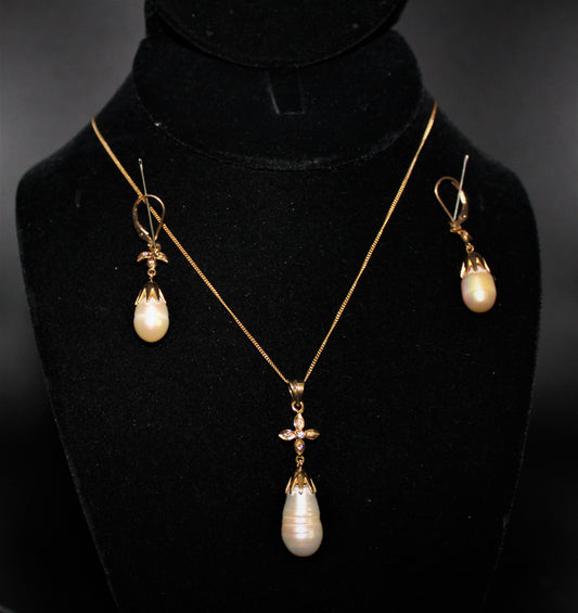 Gold and Diamond Baroque Pearl Set