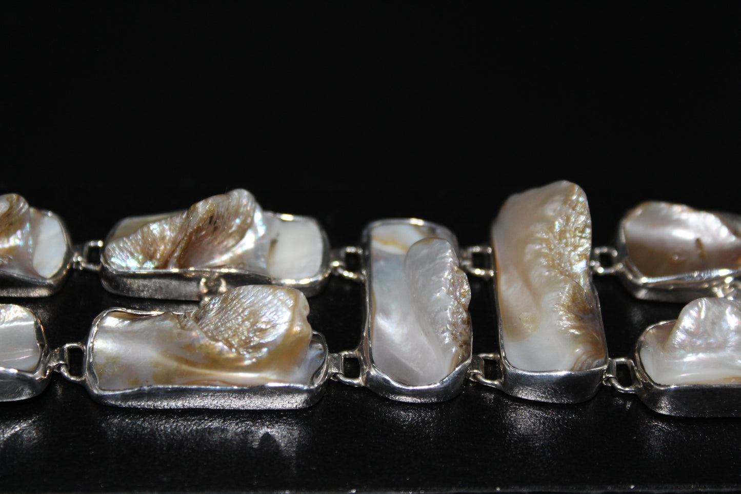 Blister Pearl Bracelet