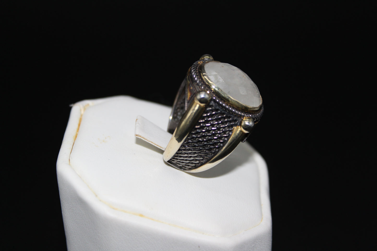 Labradorite ring