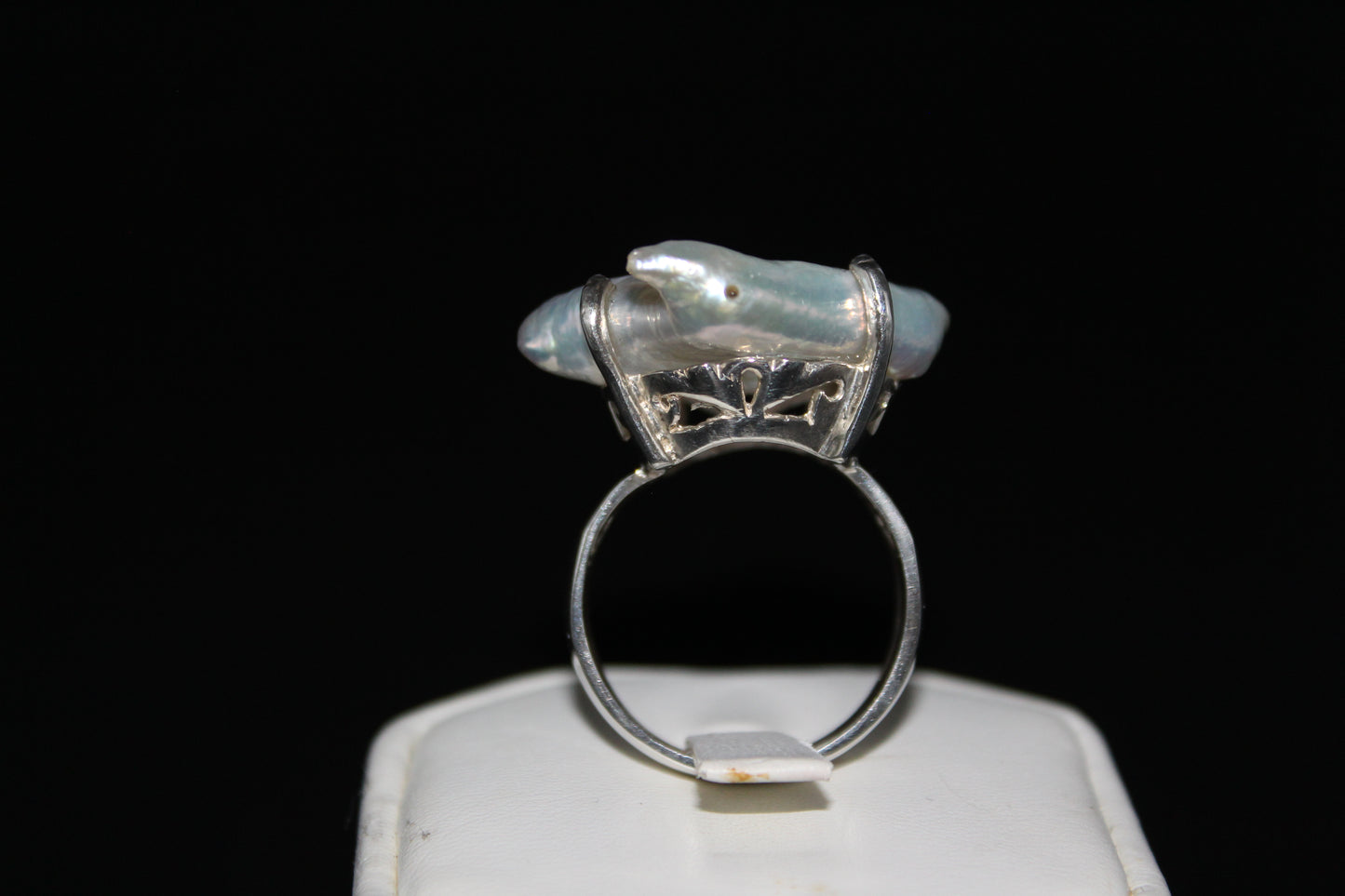 Fresh Water White Baroque Pearl Ring
