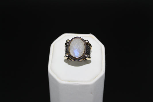 Labradorite ring